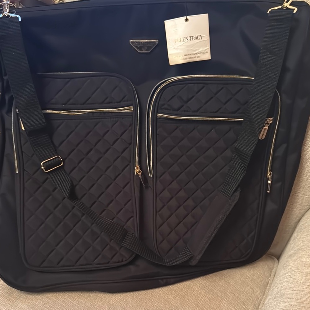 Ellen Tracy Black Quilted Travel Bags Durable Fabric